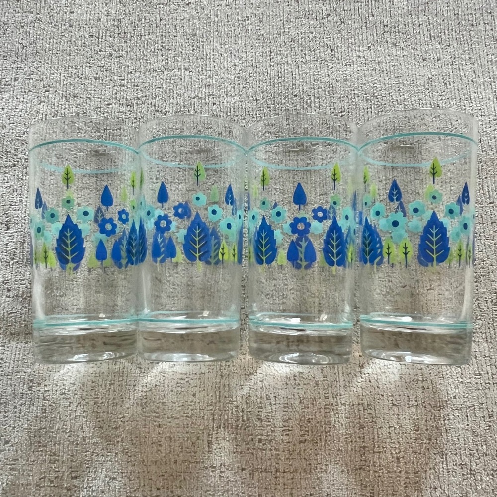 Vintage Marcrest Swiss Alpine Blue Green Floral Leaf Glass Tumblers MCM 6.25in